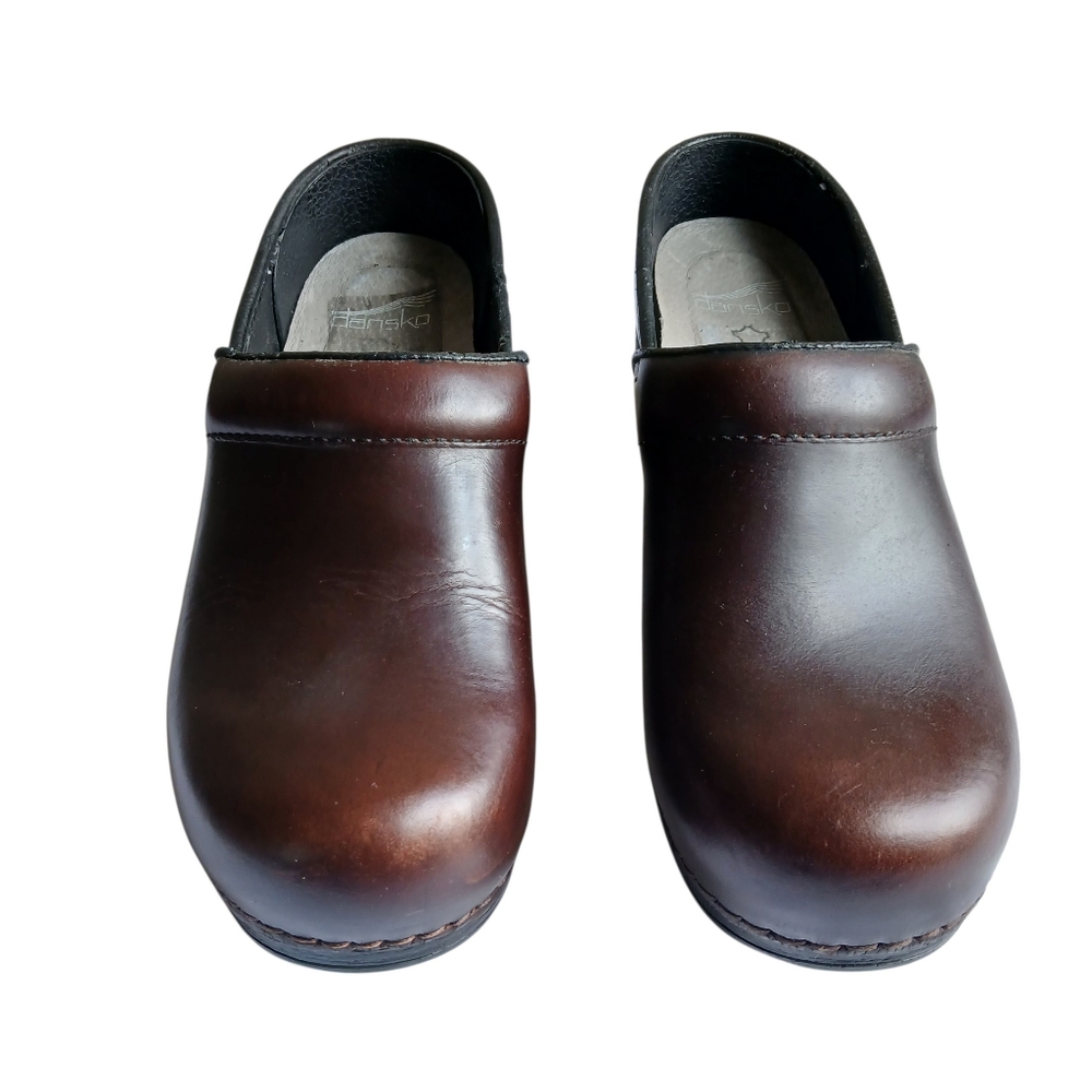 Dansko Women's Professional Slip Resistant Clogs Size 39